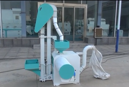 <a href=http://m.dfok.com.cn/products/546.html target=_blank class=infotextkey>大豆脫皮機(jī)</a>